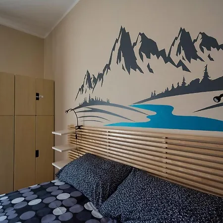 Panzió Snowake House