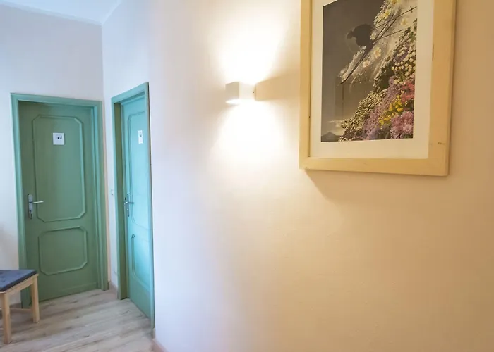 Snowake House * カステル・ディ・サングロ