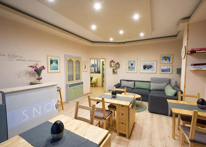 ベッド・アンド・ブレックファスト Snowake House *